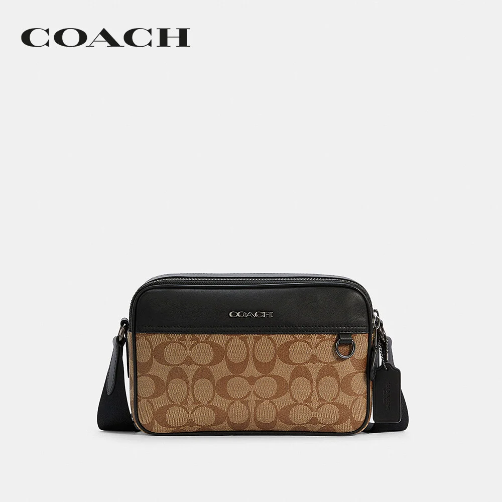 COACH กระเป๋าสะพายข้าง ผู้ชาย รุ่น Graham Crossbody In Signature Canvas สีครีม C4149 QBKHA dbad9acc2ecbc19f3dcd8696974bf069